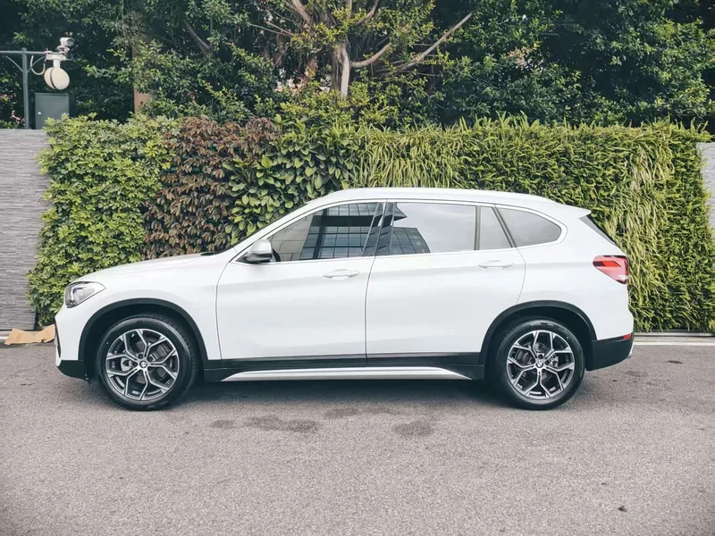 BMW X1 — фото 3