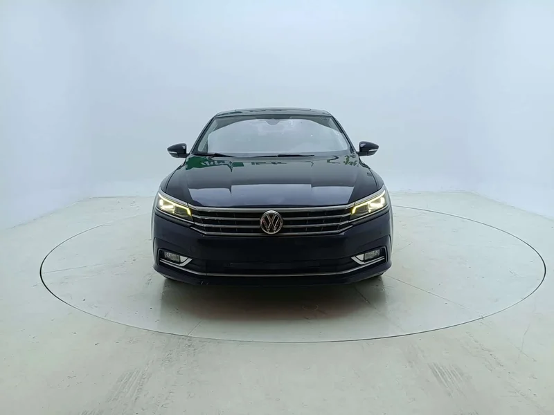 Volkswagen Passat — фото 2