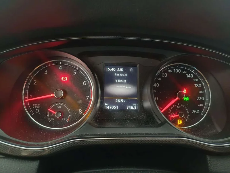 Volkswagen Passat — фото 10