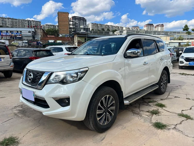 Nissan Terra — фото 1