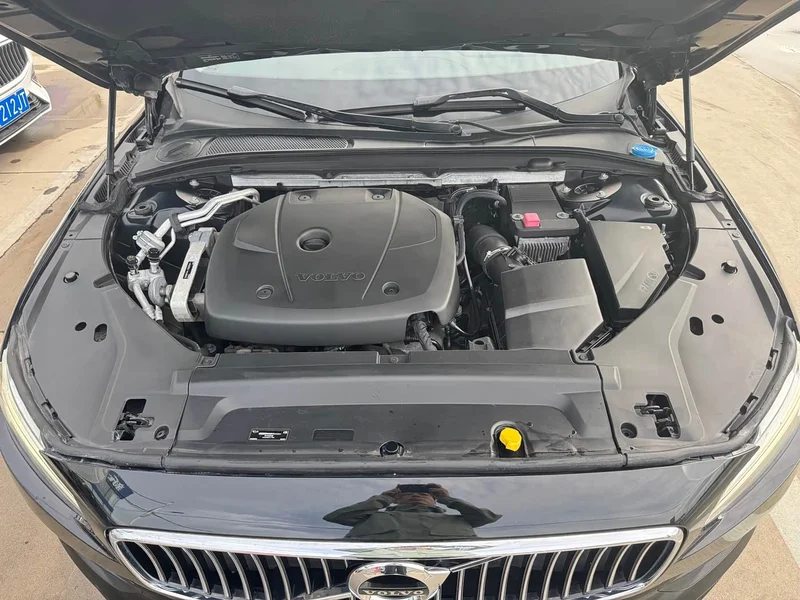 Volvo S90 — фото 10