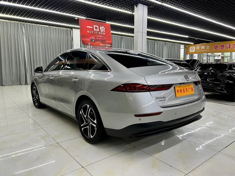 Roewe D7 — фото 4