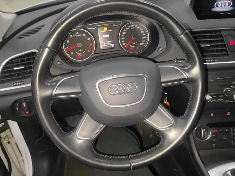 Audi Q3 — фото 15