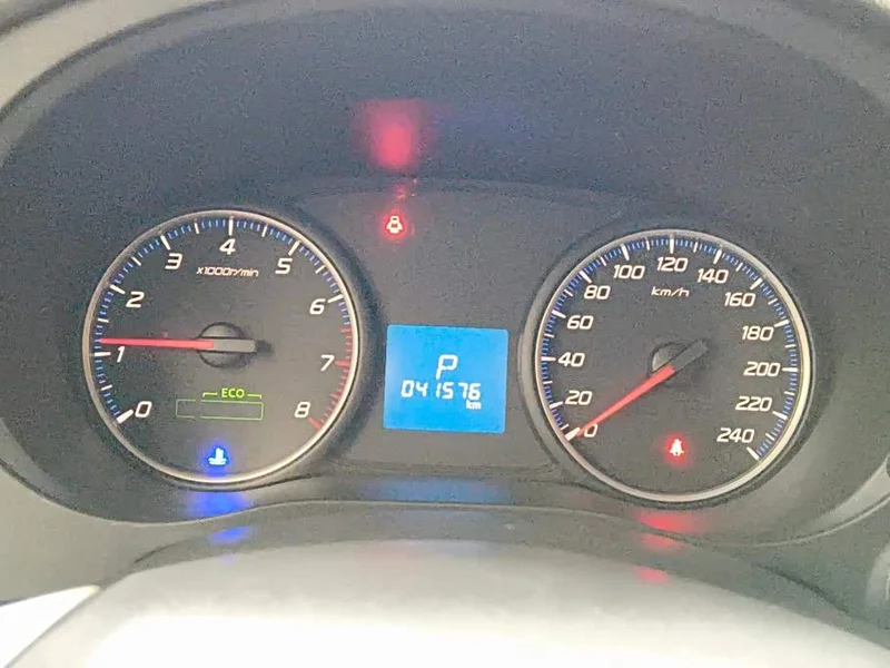 Mitsubishi Outlander — фото 14