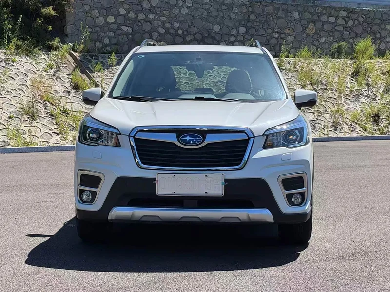 Subaru Forester — фото 2