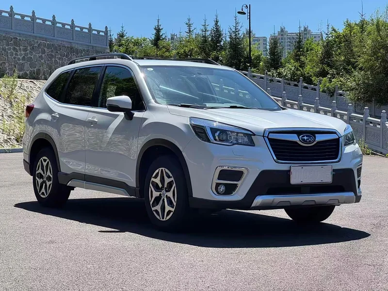 Subaru Forester — фото 3