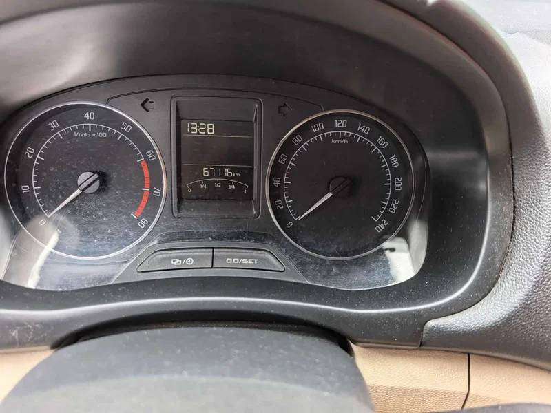 Skoda Citigo — фото 8
