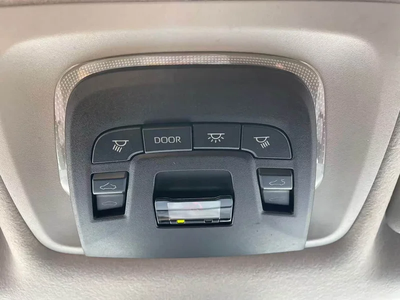 Toyota Corolla Cross — фото 22