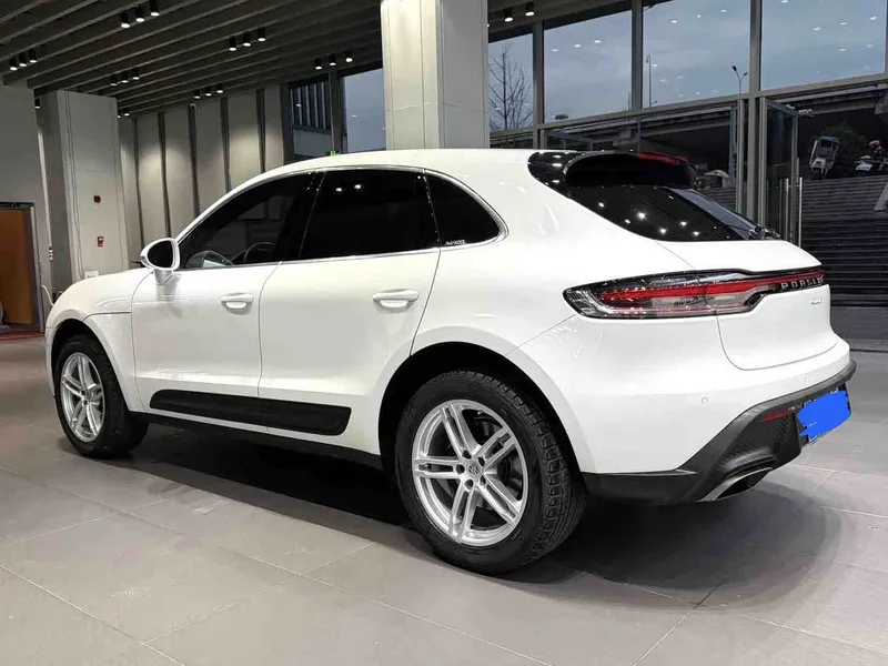 Porsche Macan — фото 5