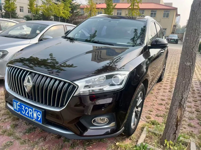 Borgward BX7 — фото 1