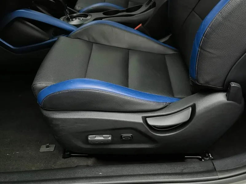 Hyundai Veloster — фото 20