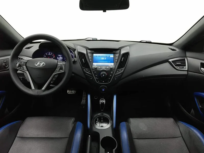 Hyundai Veloster — фото 5