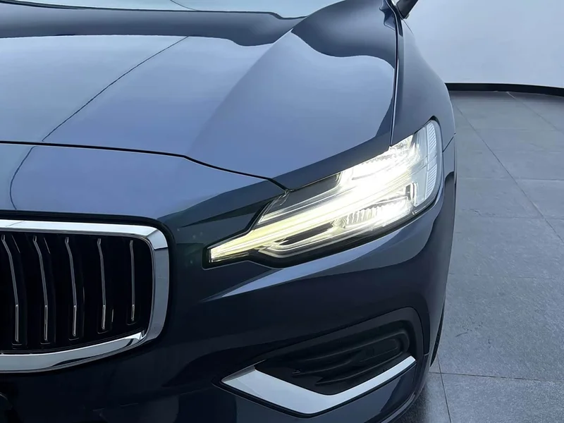 Volvo S60 — фото 24
