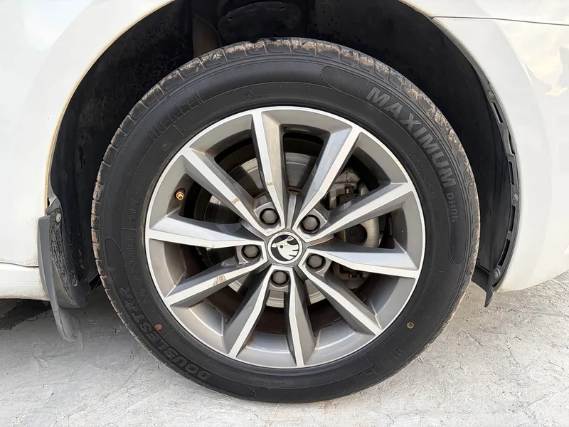 Volkswagen Octavia — фото 15