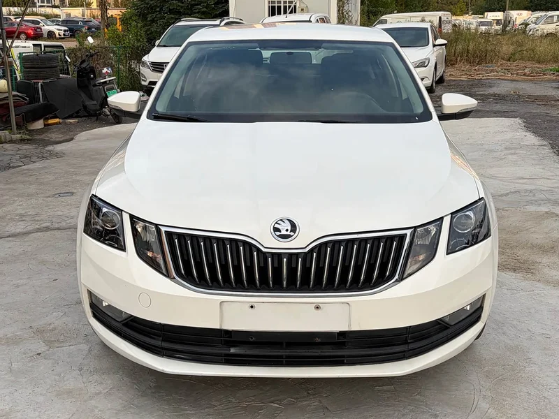 Volkswagen Octavia — фото 2