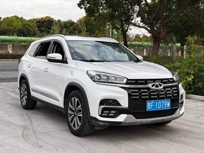 Chery Tiggo 8 — фото 1