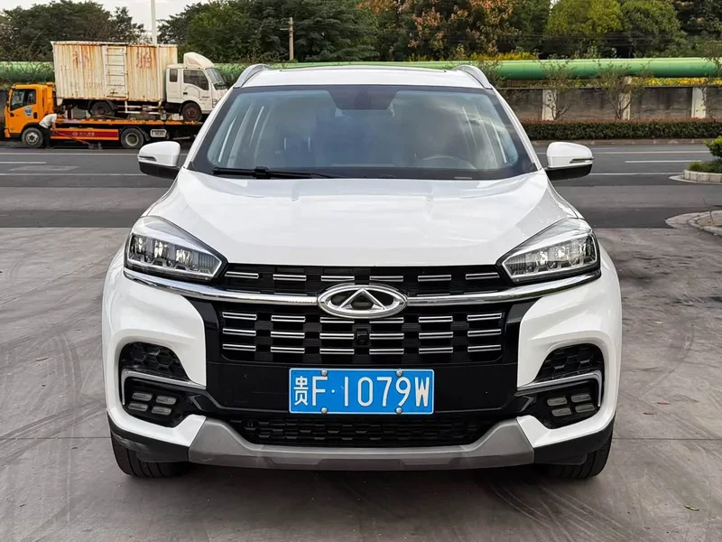 Chery Tiggo 8 — фото 2