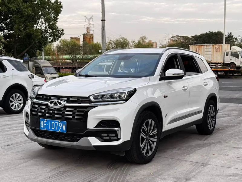 Chery Tiggo 8 — фото 3
