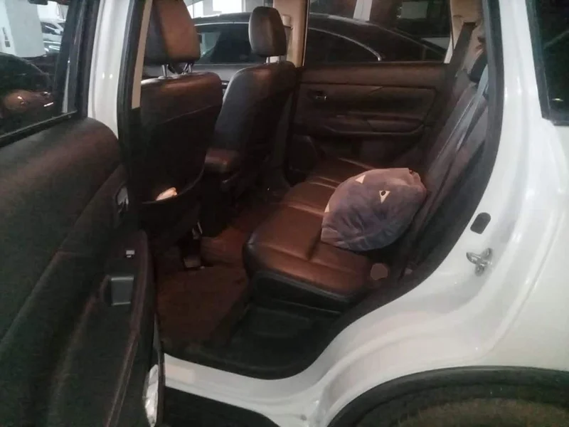 Mitsubishi Outlander — фото 18