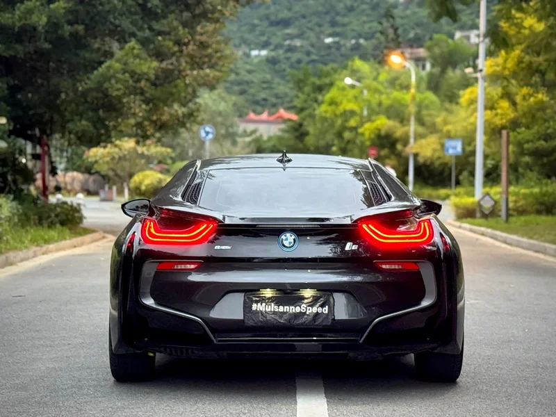 BMW i8 — фото 22