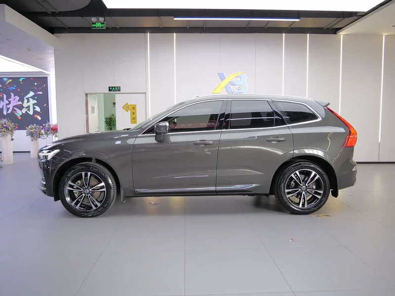 Volvo XC60 — фото 2