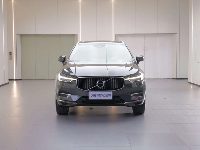 Volvo XC60 — фото 3