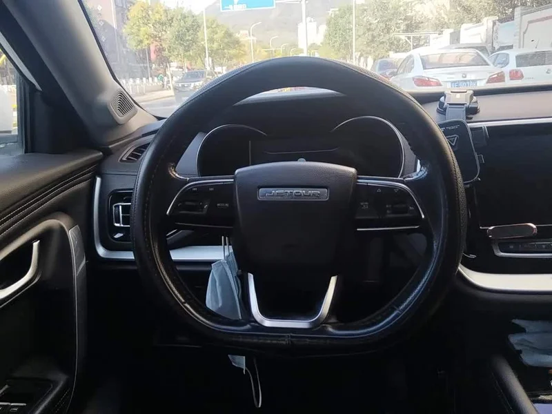 Jetour X70 — фото 15