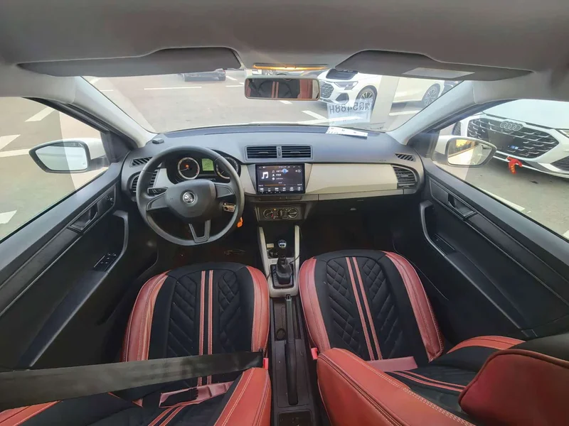 Skoda Citigo — фото 11