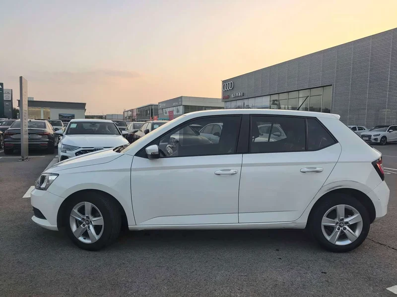 Skoda Citigo — фото 3