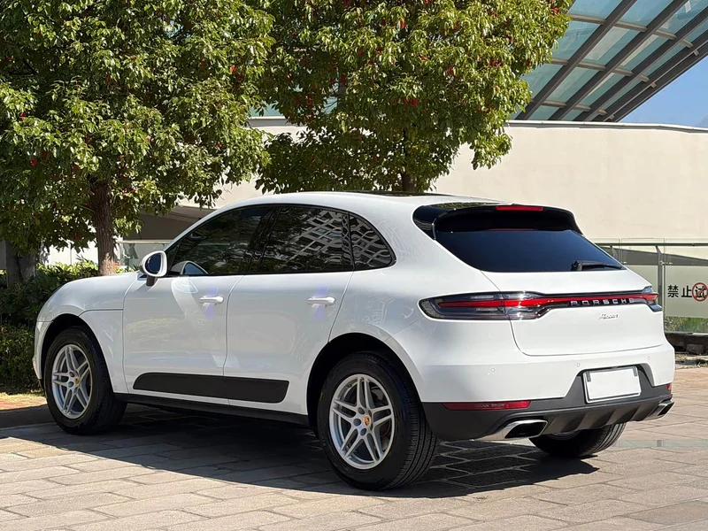 Porsche Macan — фото 7