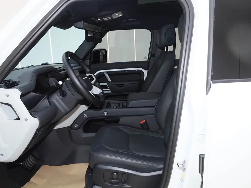 Land Rover Defender — фото 19