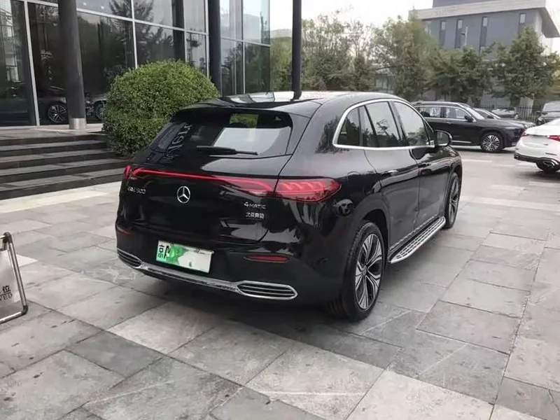 Mercedes-Benz EQE SUV — фото 2