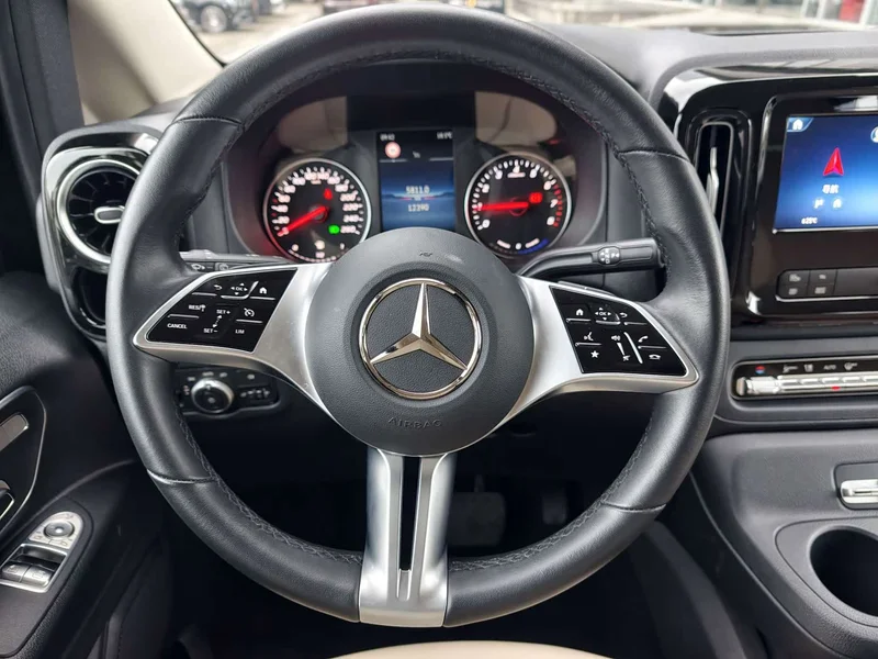 Mercedes-Benz Vito — фото 8
