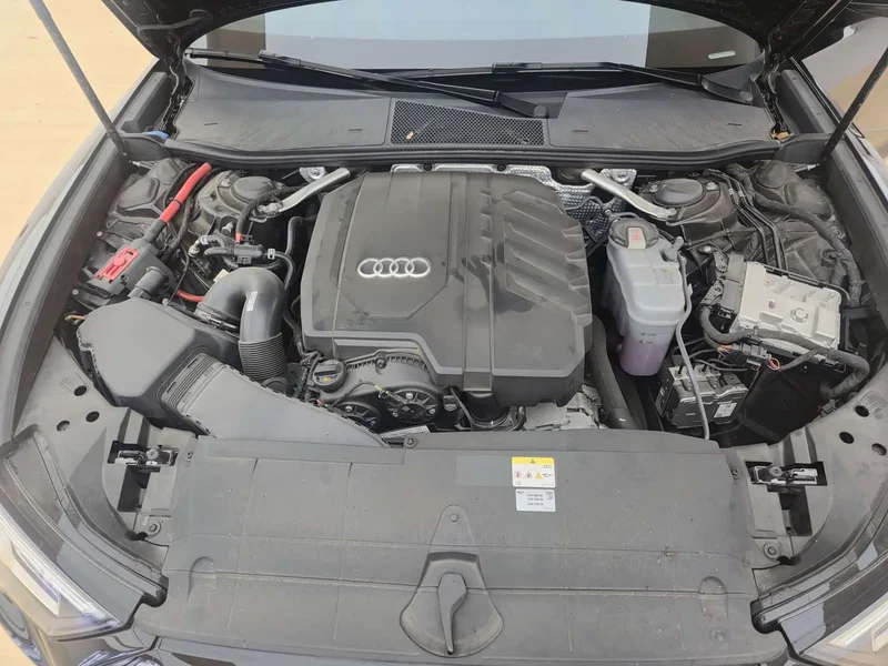 Audi A6 — фото 24