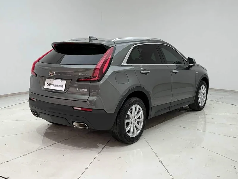Cadillac XT4 — фото 27