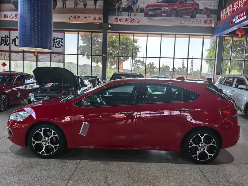 Hyundai i30 — фото 2