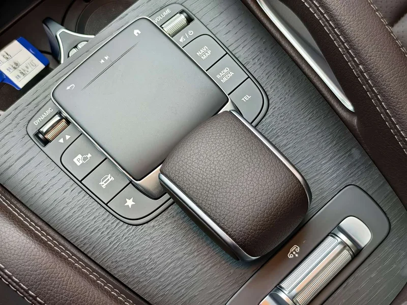 Mercedes-Benz GLE — фото 15