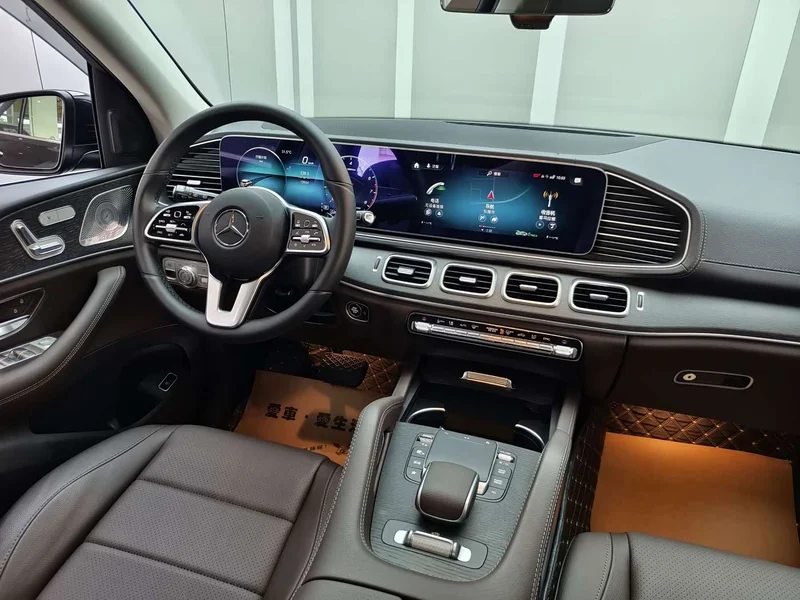 Mercedes-Benz GLE — фото 9