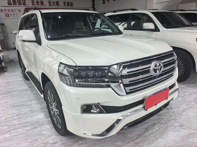 Toyota Land Cruiser (Imported) — фото 2