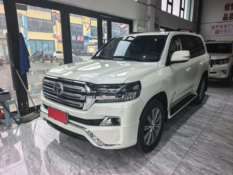 Toyota Land Cruiser (Imported) — фото 6