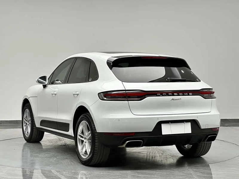 Porsche Macan — фото 6