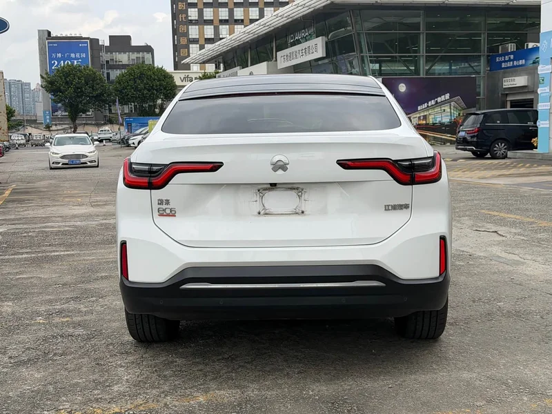 NIO EC6 — фото 24