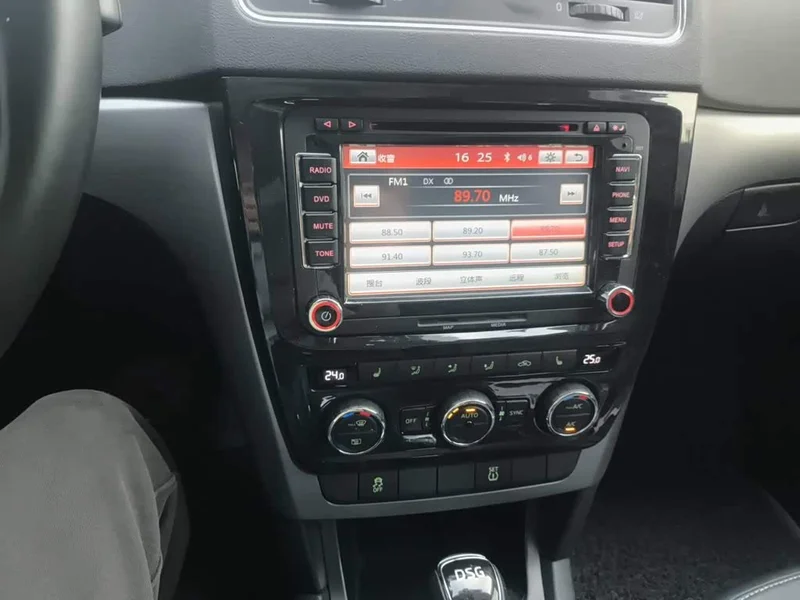 Skoda Yeti — фото 14