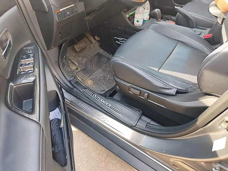 Mitsubishi Outlander — фото 12