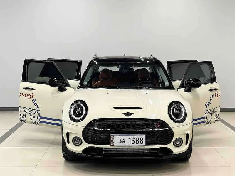 MINI CLUBMAN — фото 2