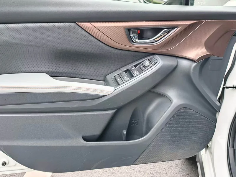 Subaru XV — фото 10