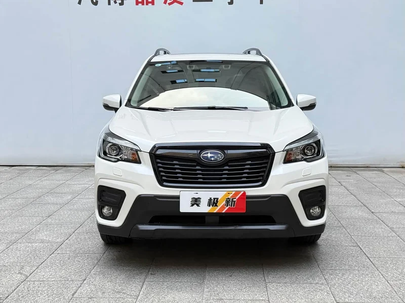 Subaru Forester — фото 3