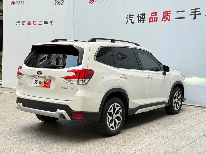 Subaru Forester — фото 6
