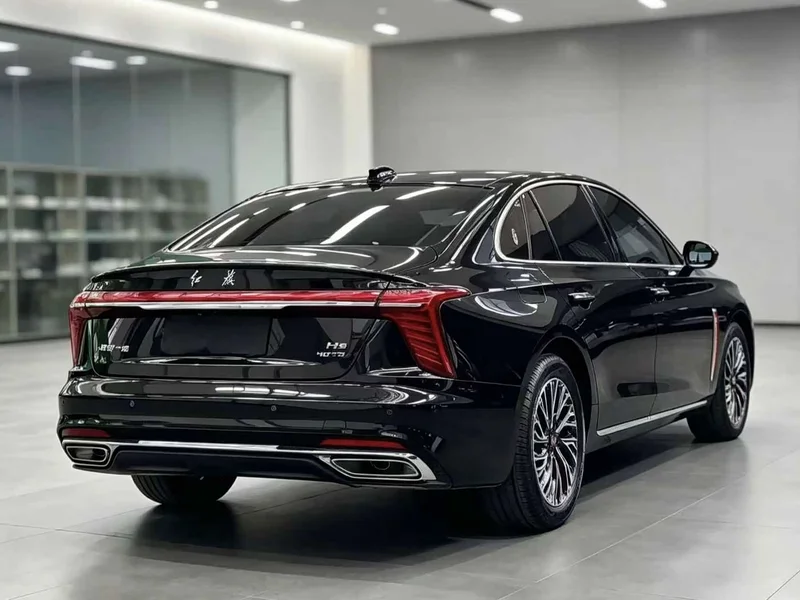 Hongqi H5 — фото 14