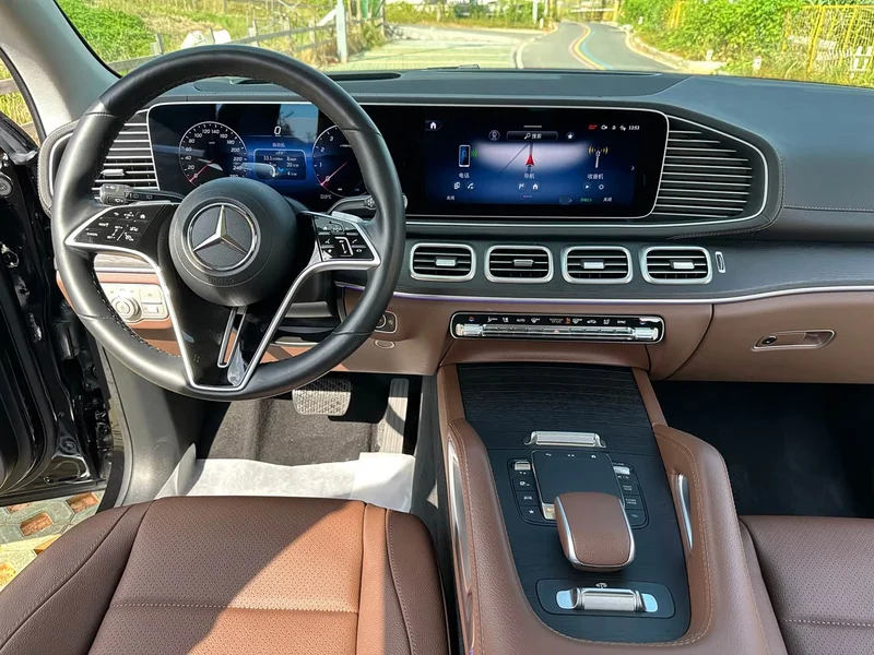 Mercedes-Benz GLE — фото 14